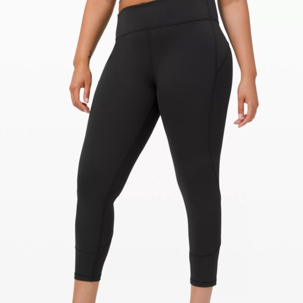 Lululemon In movement tights. EUC.